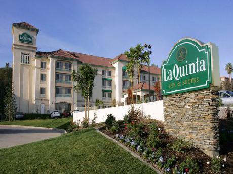 La Quinta Inn & Suites Santa Clarita  Valencia
