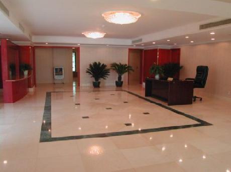 Longtou Business Hotel
