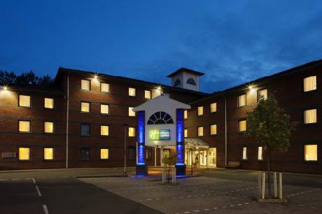 Holiday Inn Express DROITWICH M5, JCT.5