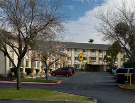 Super 8 Sacramento