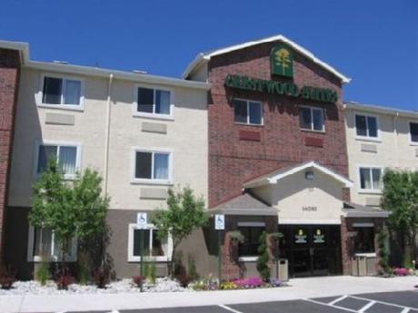 Crestwood Suites of Denver - Aurora