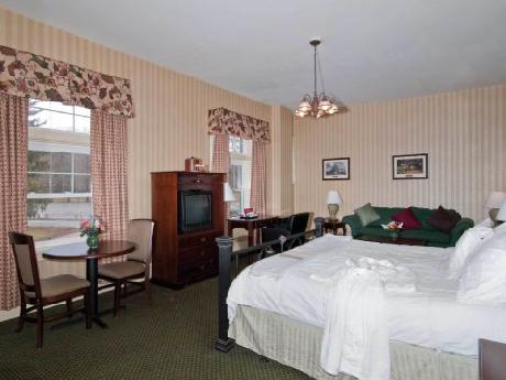 The Shawnee Inn And Golf Resort