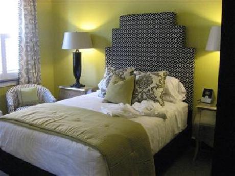 The King's Daughters Inn