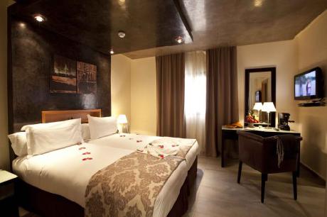 Dellarosa Hotel Suites And Spa