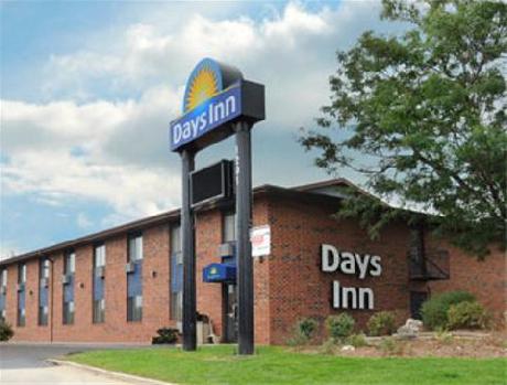 Days Inn Oak Creek/Milwaukee Airport