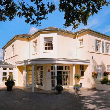 The Oriel Country Hotel and Sp