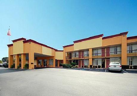Econo Lodge Savannah South