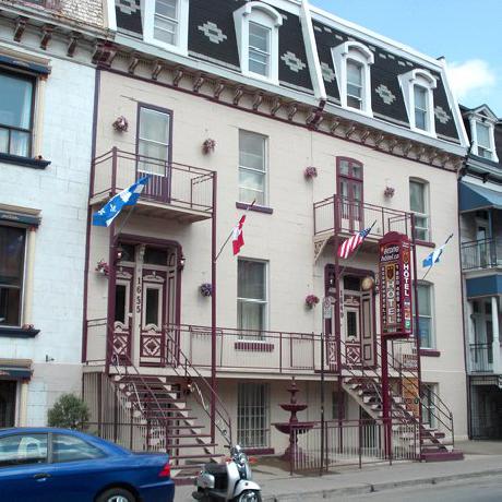 Hotel Louisbourg Montreal