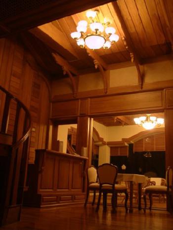 Hotel by the Red Canal