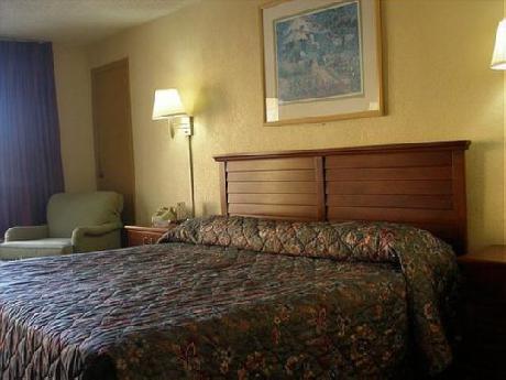 Red Carpet Inn St. Augustine