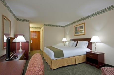 Holiday Inn Express KERNERSVILLE