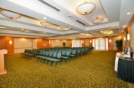 BEST WESTERN PLUS Palm Desert Resort