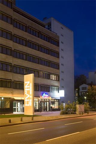 LiV iN Frankfurt Seilerstrasse