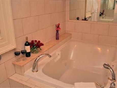 The Captain Farris House B&B