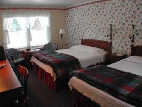 1896 House Country Inn