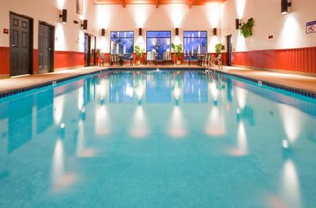 Holiday Inn Express Hotel & Suites MINNEAPOLIS (GOLDEN VALLEY)