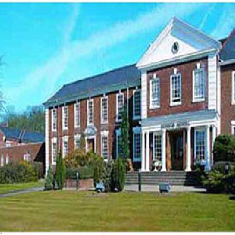 Manor Hotel At Meriden