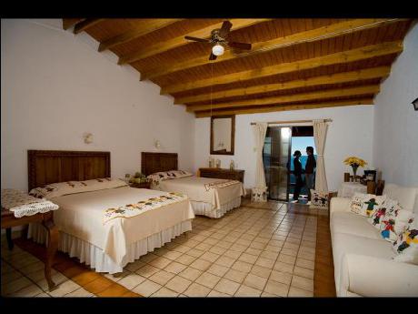 Hotel Divisadero Barrancas