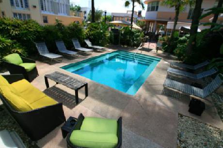 Essex House Hotel and Suites