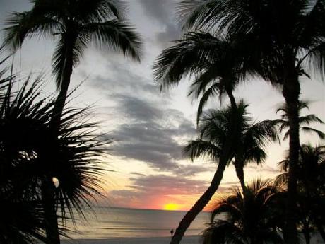 Lani Kai Island Resort