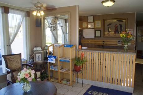 Americas Best Value Inn and Suites/Vista