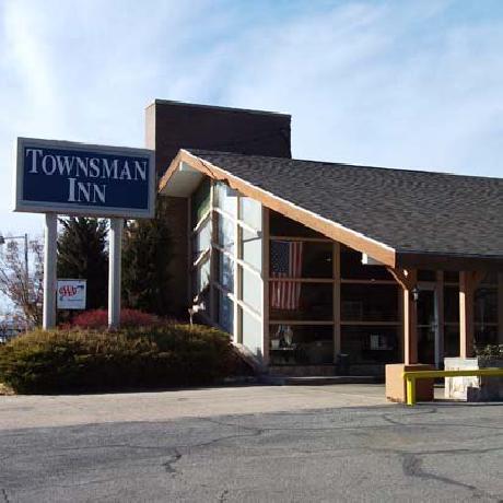 Townsman Inn Larned