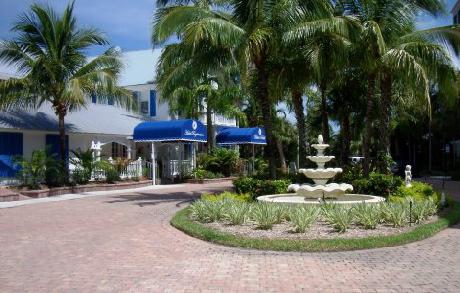 Olde Marco Island Inn-Suites