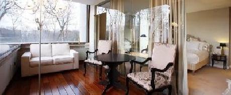 Domus Selecta Castillo Bosque De La Zoreda