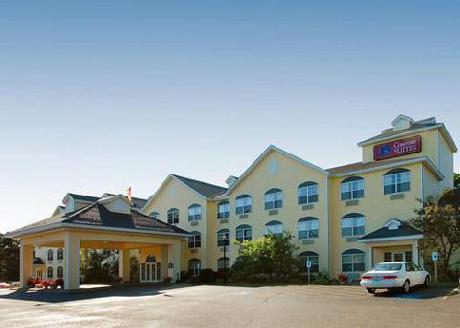 Comfort Suites Marquette