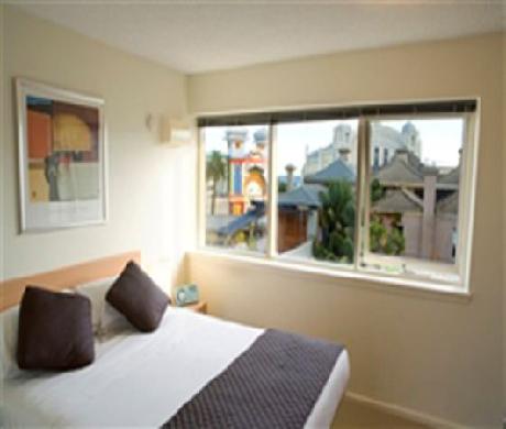 Easystay Serviced Apartments