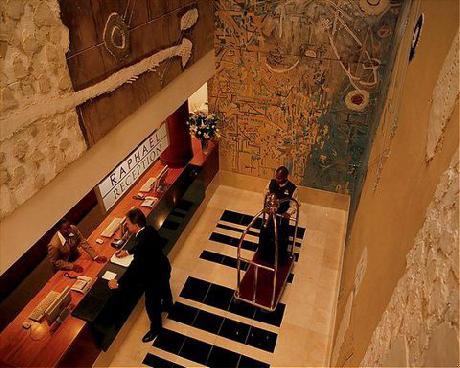 Raphael Penthouse Suites