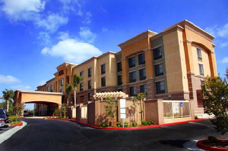 Hampton Inn  Suites Seal Beach
