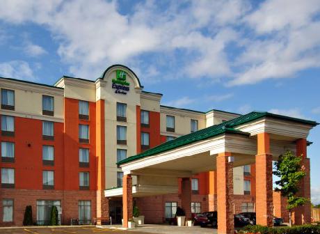 Holiday Inn Express Hotel & Suites BRAMPTON