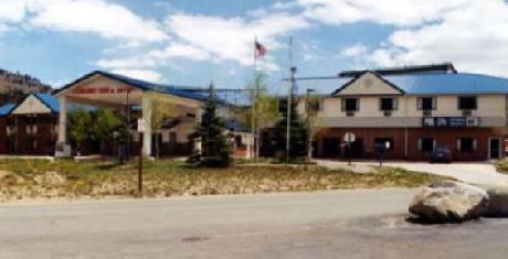 Luxury Inn and Suites