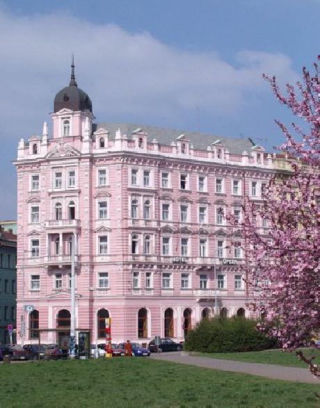 Hotel Opera
