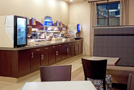 Holiday Inn Express Hotel & Suites PORT ARTHUR CENTRAL-MALL AREA