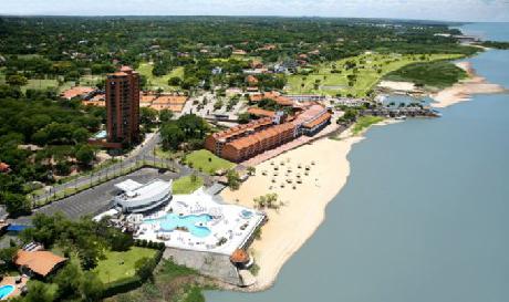 Resort Yacht and Golf Club Paraguayo