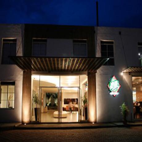 Hotel Suites Mexico Plaza Galerias Salamanca