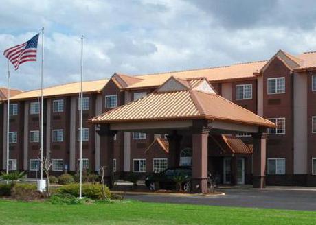 Econo Lodge Inn & Suites