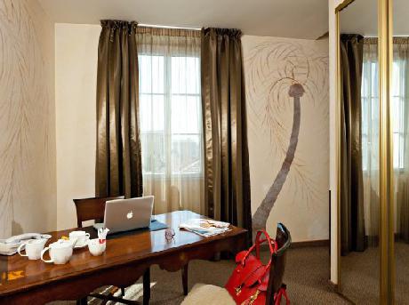 BEST WESTERN Cannes Riviera Hotel