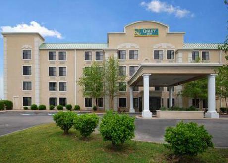 Quality Inn Murfreesboro