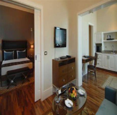 Titanic Business Hotel