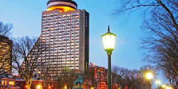 Loews Le Concorde Hotel