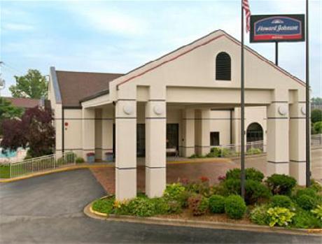 Howard Johnson Hotel - Branson