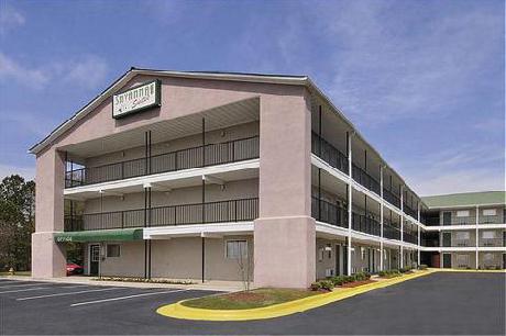 Savannah Suites Chamblee