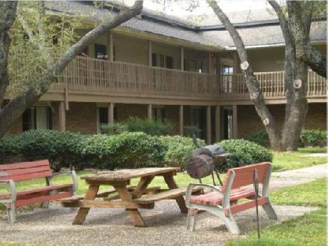 Granbury Inn and Suites
