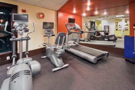 Holiday Inn Express FT. LAUDERDALE CONV CTR-CRUISE