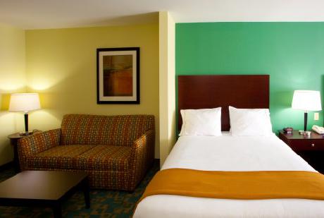 Holiday Inn Express Hotel & Suites THORNBURG-S. FREDERICKSBURG