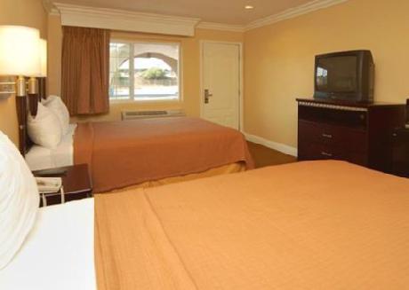 Rodeway Inn Near Legoland