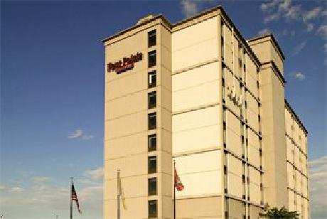 Four Points by Sheraton Newark Airport